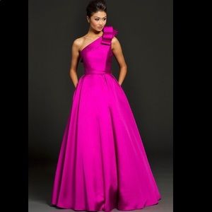 Stunning Jovani Ballgown!!